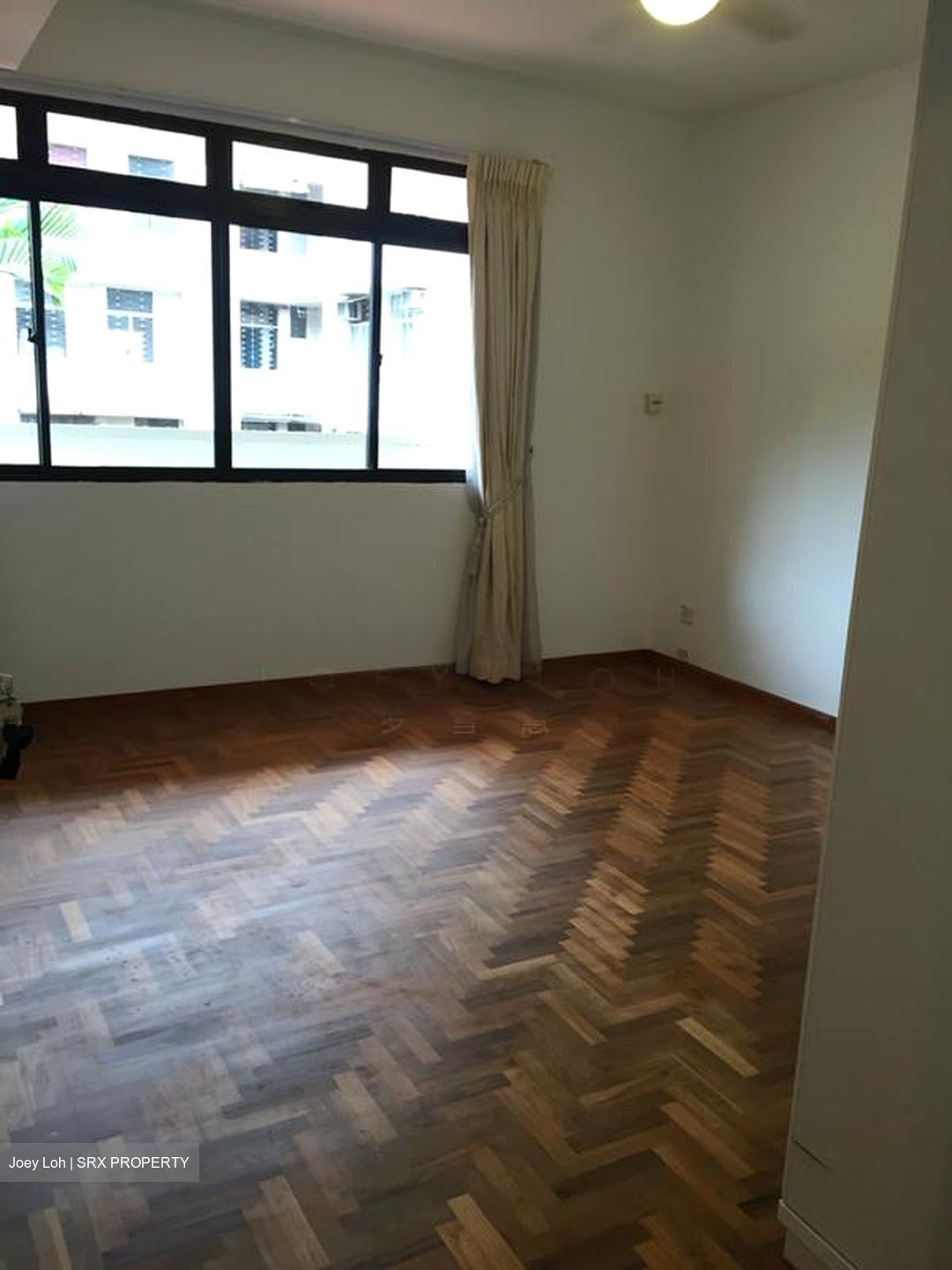 Orchard Road (D9), Terrace #498159601